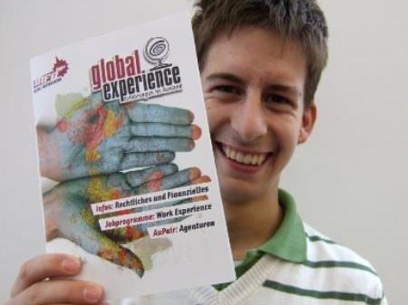 Die Broschüre global experience gibts kostenlos im aha.